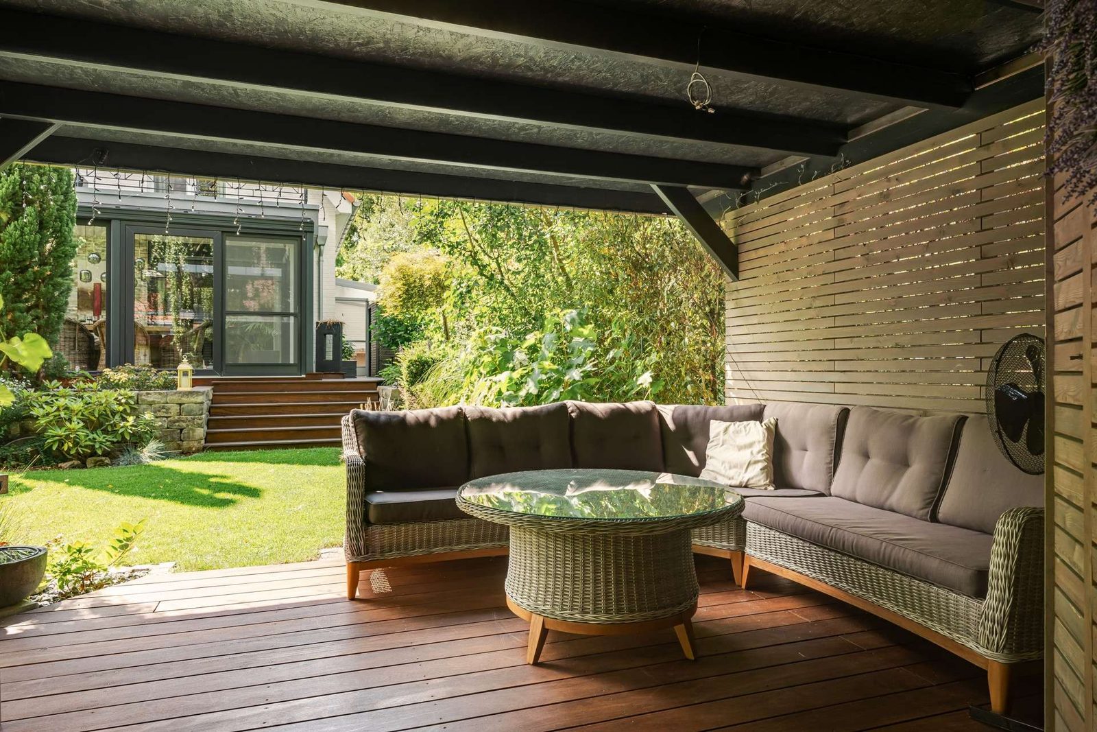 Überdachte Terrasse